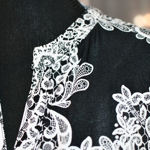 International Concepts Size Medium Top - Picture 6 of 13